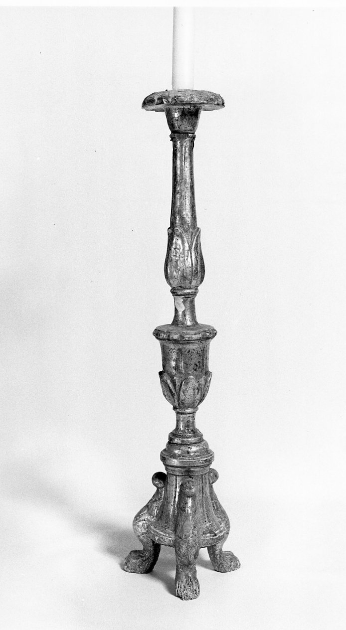 candeliere d'altare, serie - bottega molisana (secc. XIX/ XX)