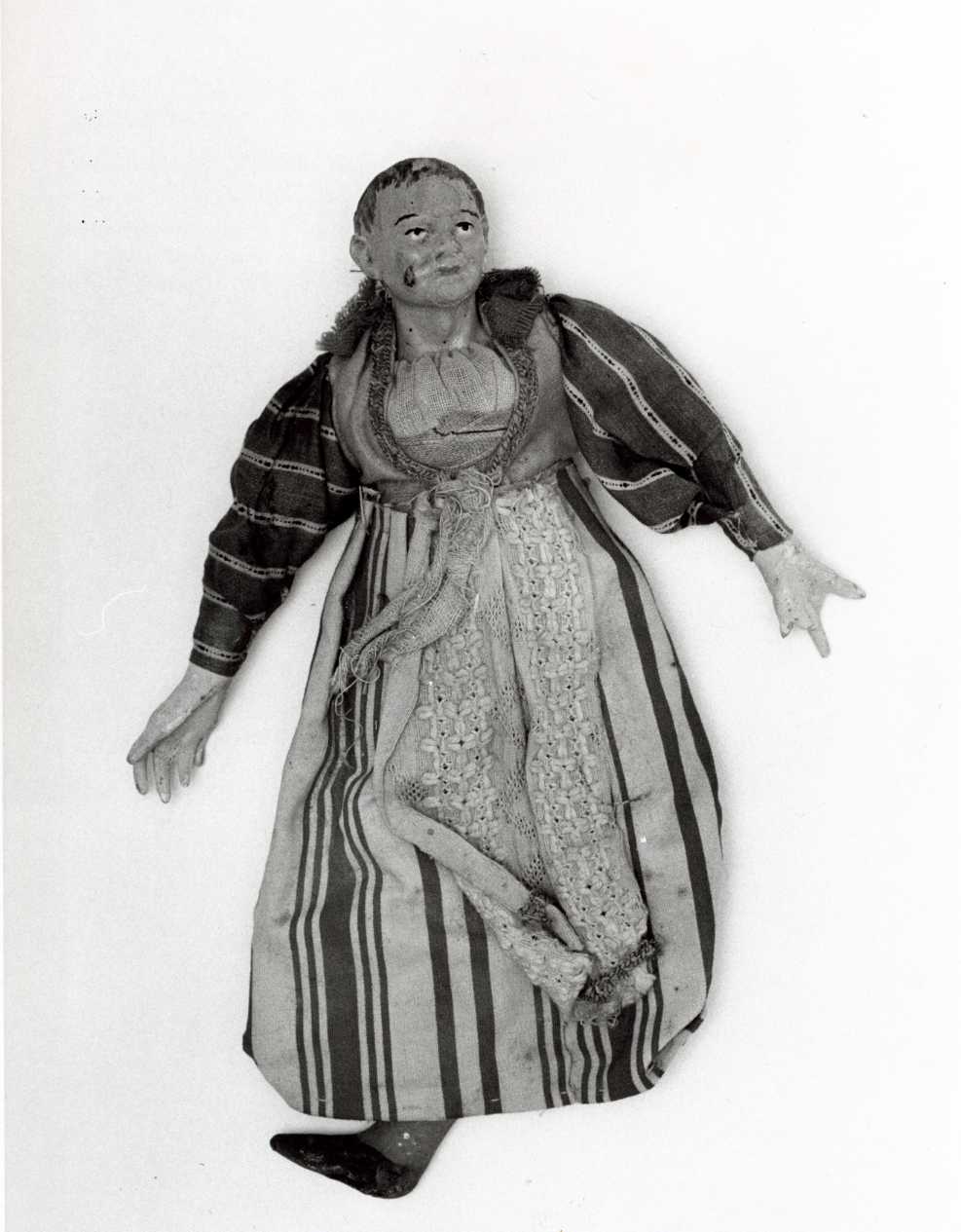 popolana anziana (statuetta di presepio, opera isolata) - bottega napoletana (secc. XVIII/ XIX)