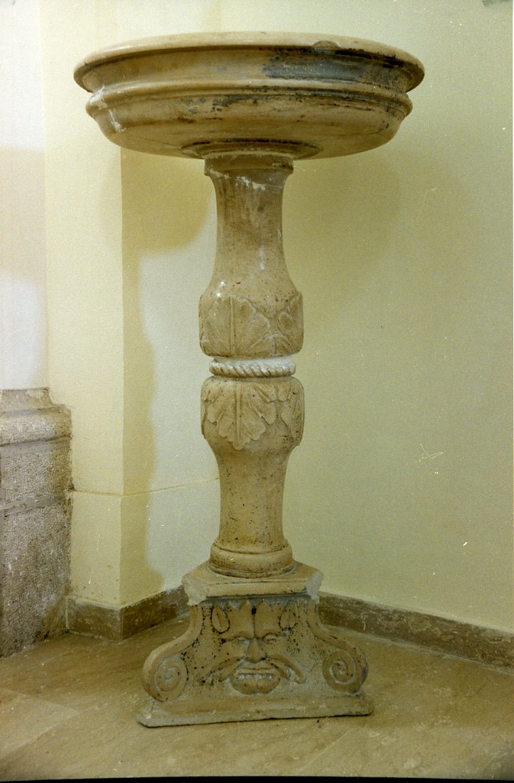 acquasantiera - a fusto - bottega napoletana (sec. XVII)