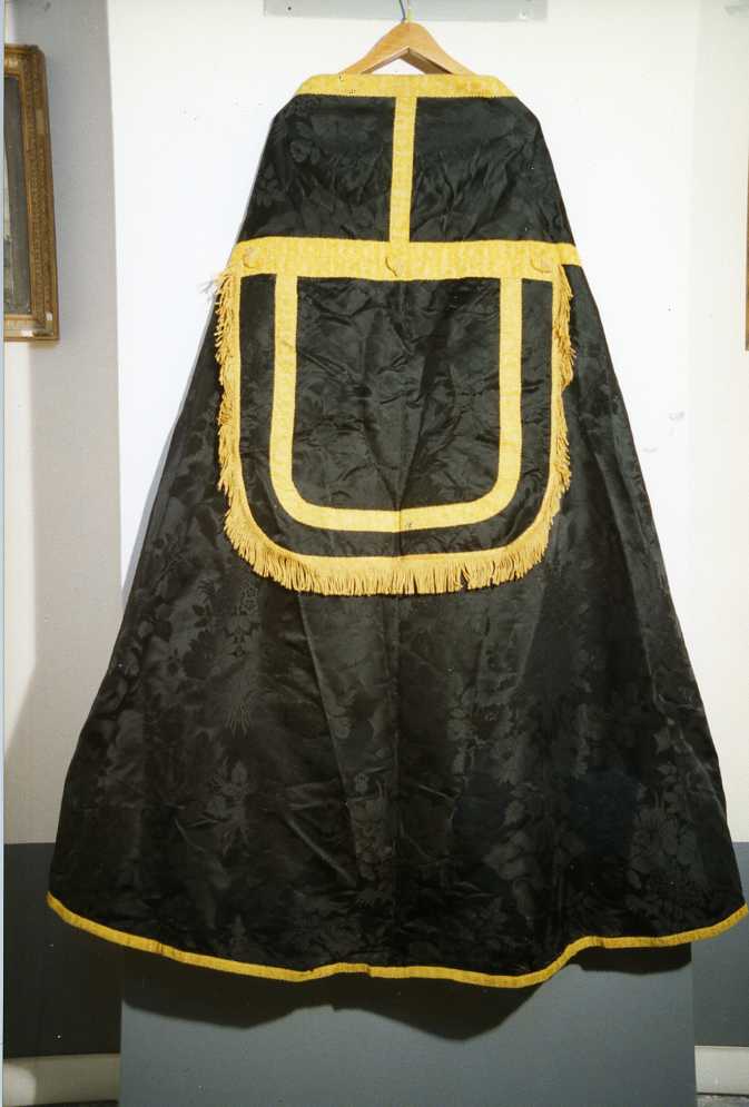 piviale - manifattura Italia meridionale (seconda metà sec. XIX)