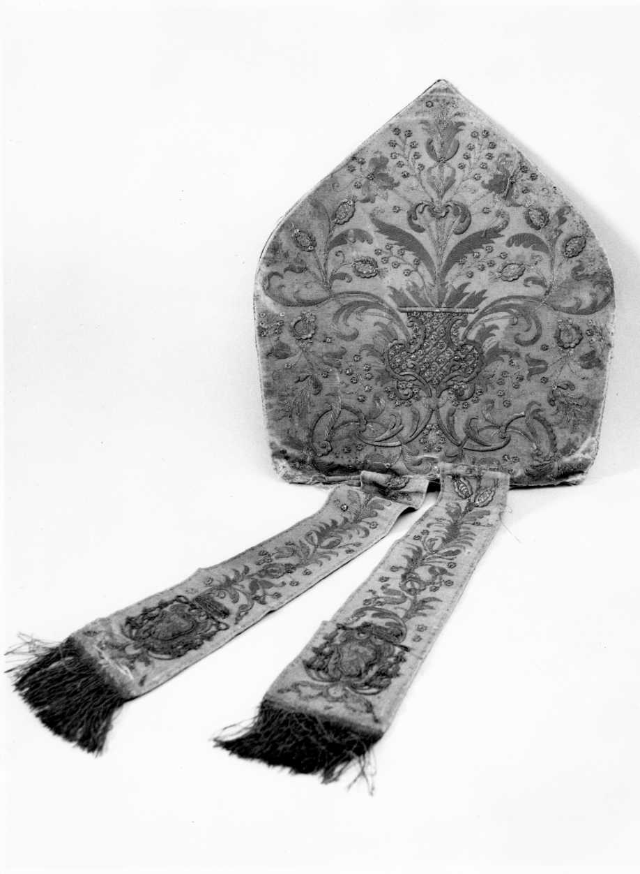 mitria, opera isolata - manifattura molisana (inizio sec. XVIII)