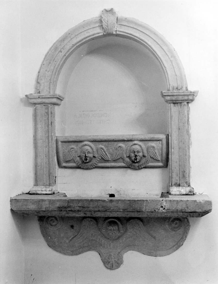 lavabo da sacrestia - bottega Italia meridionale (secc. XVI/ XVII)