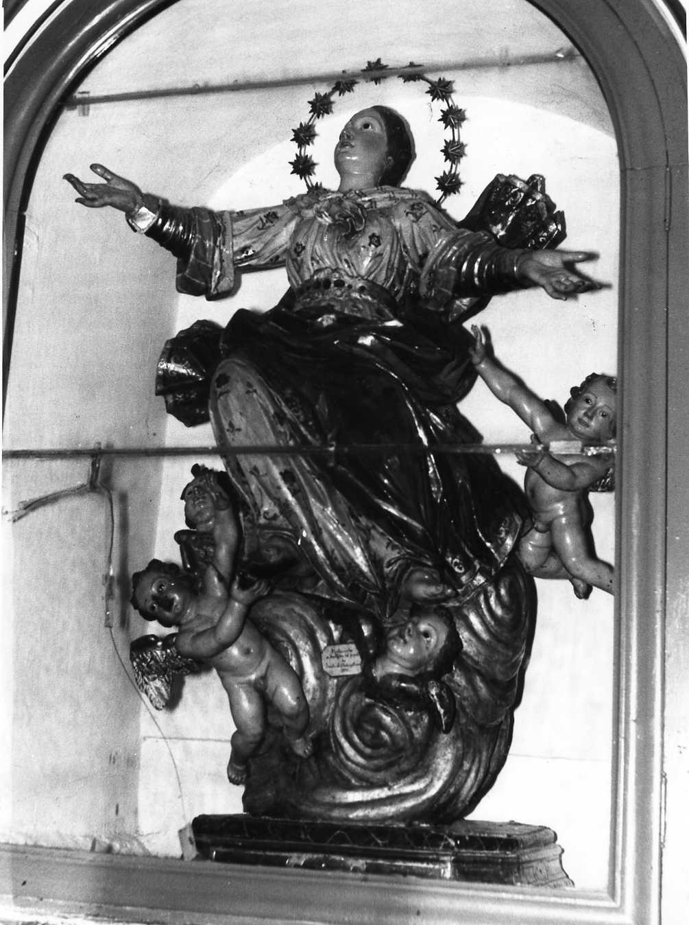 Madonna (gruppo scultoreo, opera isolata) - bottega Italia meridionale (secc. XVIII/ XIX)