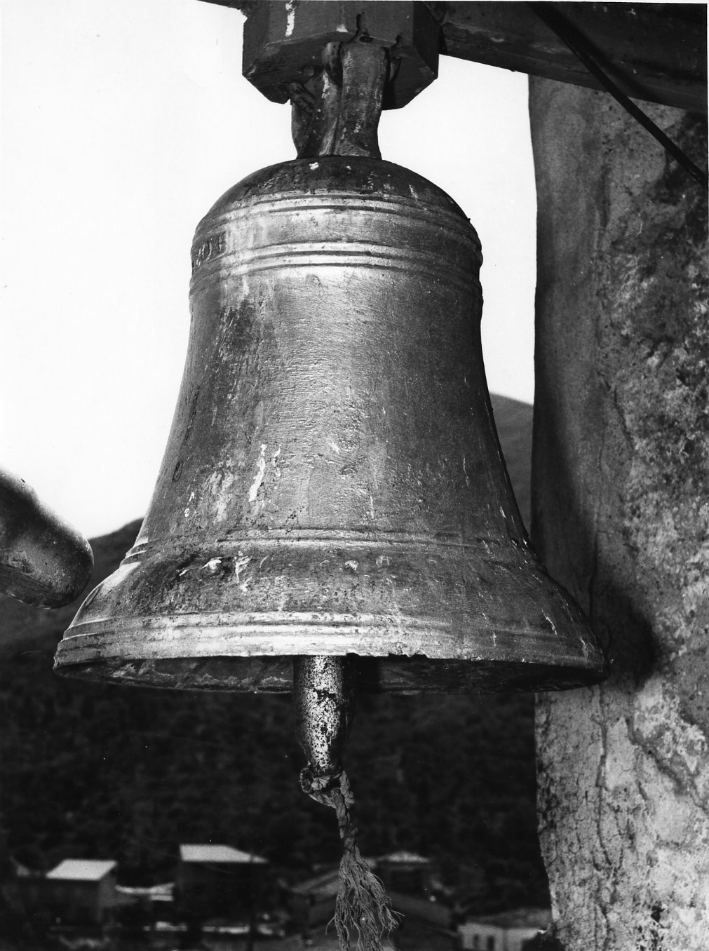 campana - bottega Italia meridionale (sec. XIX)