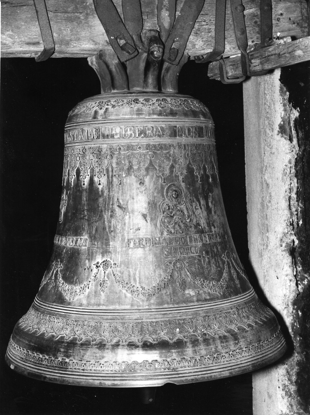 campana - bottega Italia meridionale (sec. XIX)