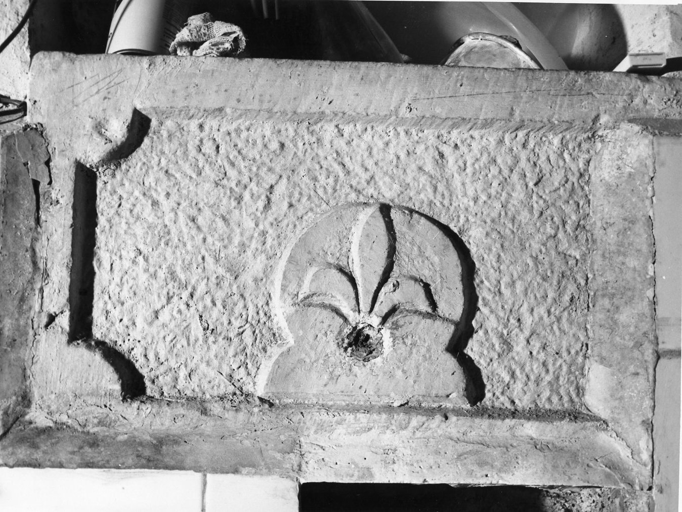 lapide - bottega Italia centro-meridionale (secc. XIX/ XX)