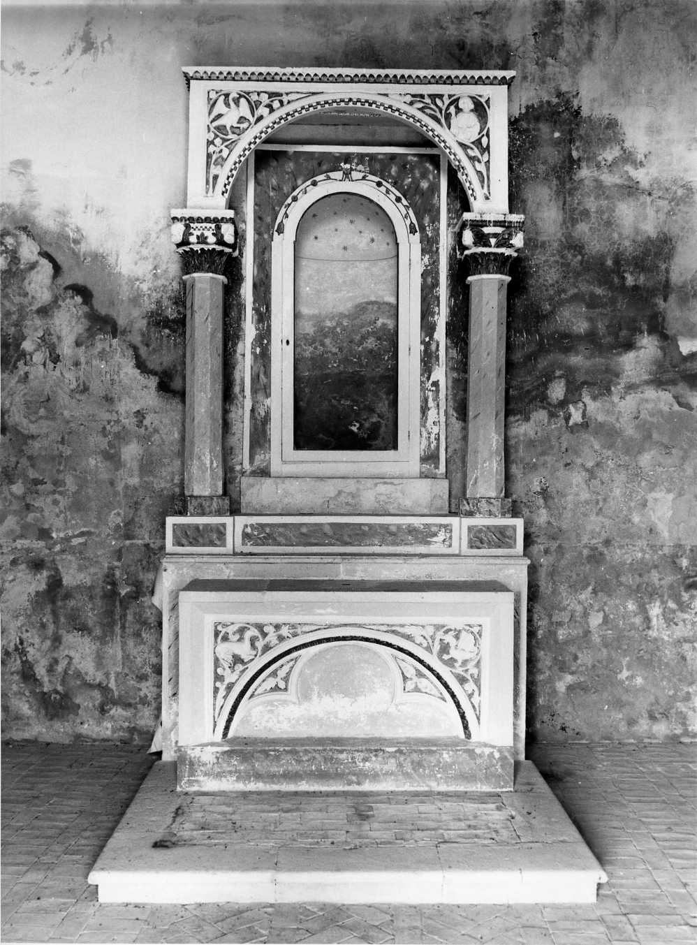 altare - a edicola - bottega Italia meridionale (fine sec. XIX)