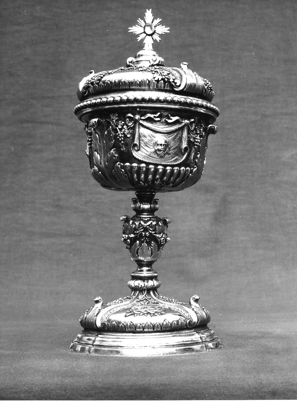 pisside - bottega Italia meridionale (sec. XVIII)