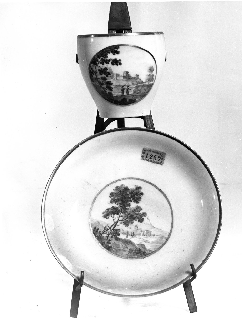 tazzina - manifattura napoletana (secc. XVIII/ XIX)