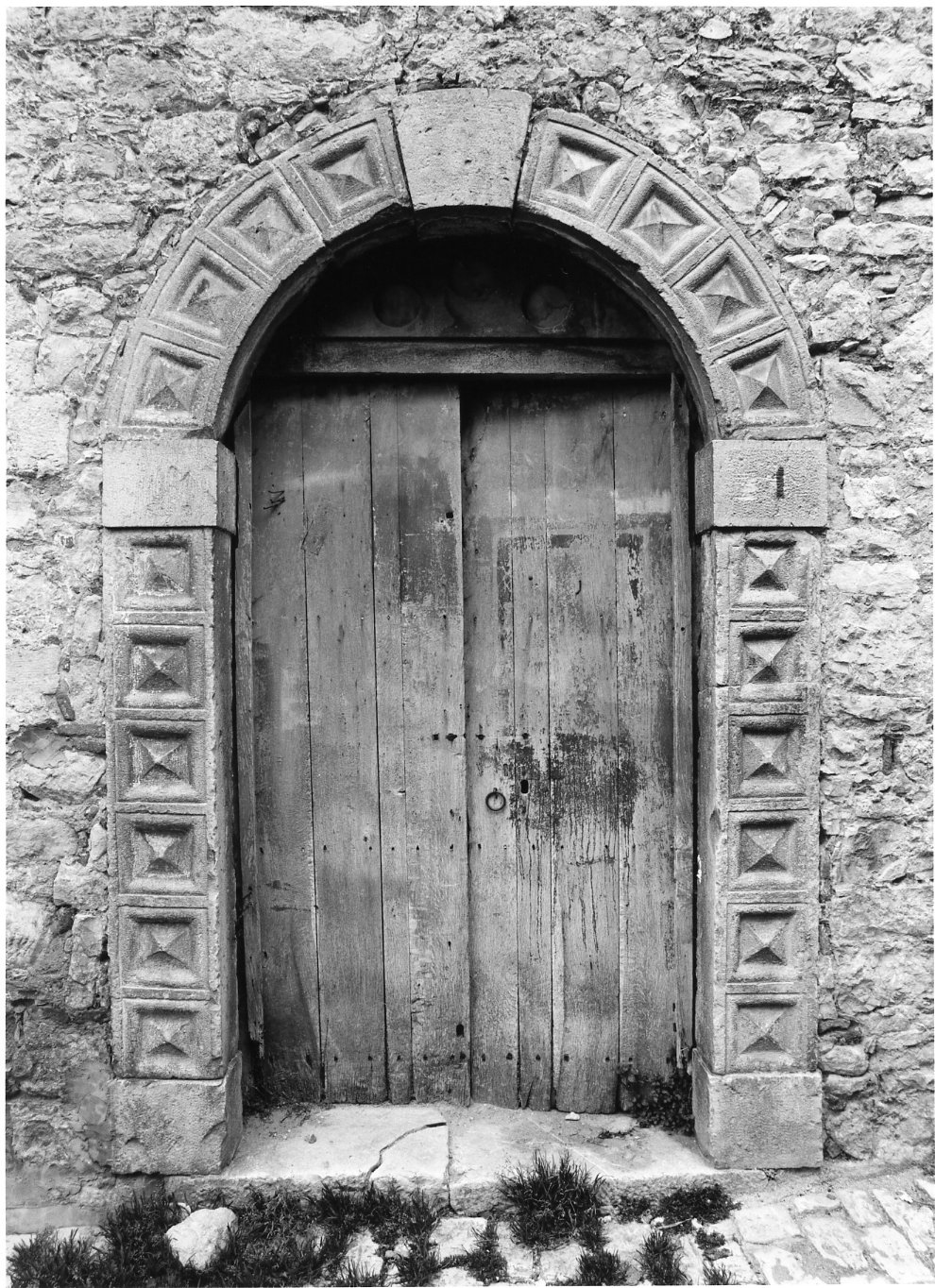 portale, opera isolata - bottega molisana (sec. XIX)