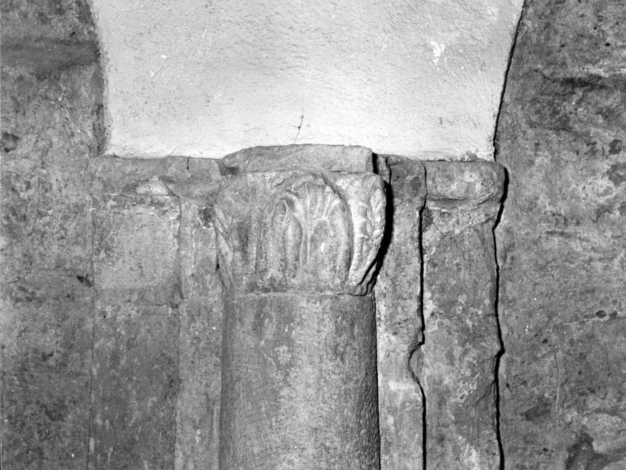 semicapitello - bottega molisana (secc. X/ XI)