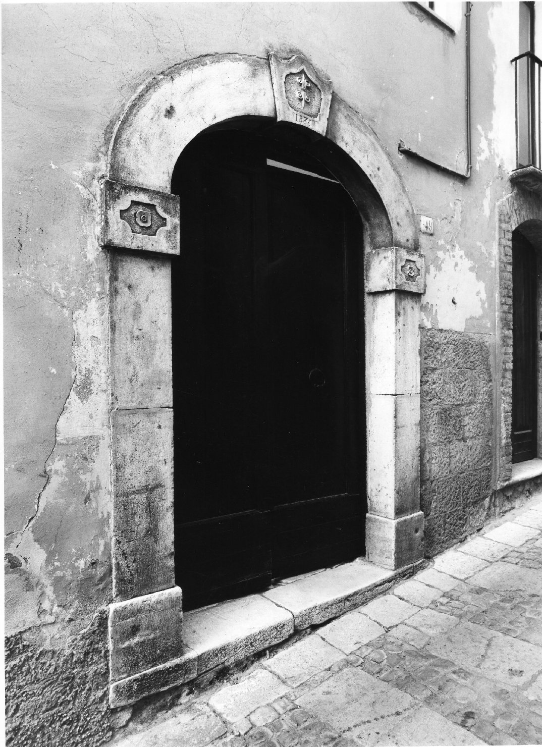 portale - ad arco - bottega molisana (prima metà sec. XIX)