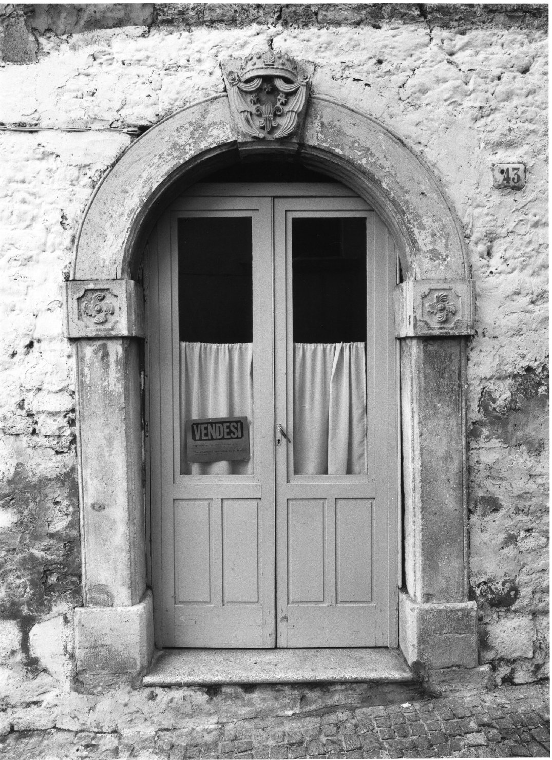 portale - ad arco, elemento d'insieme - bottega molisana (sec. XVIII)
