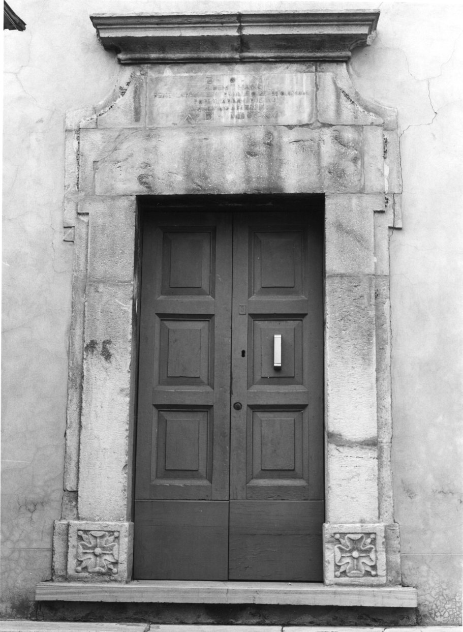 portale, opera isolata - bottega napoletana (sec. XVIII)