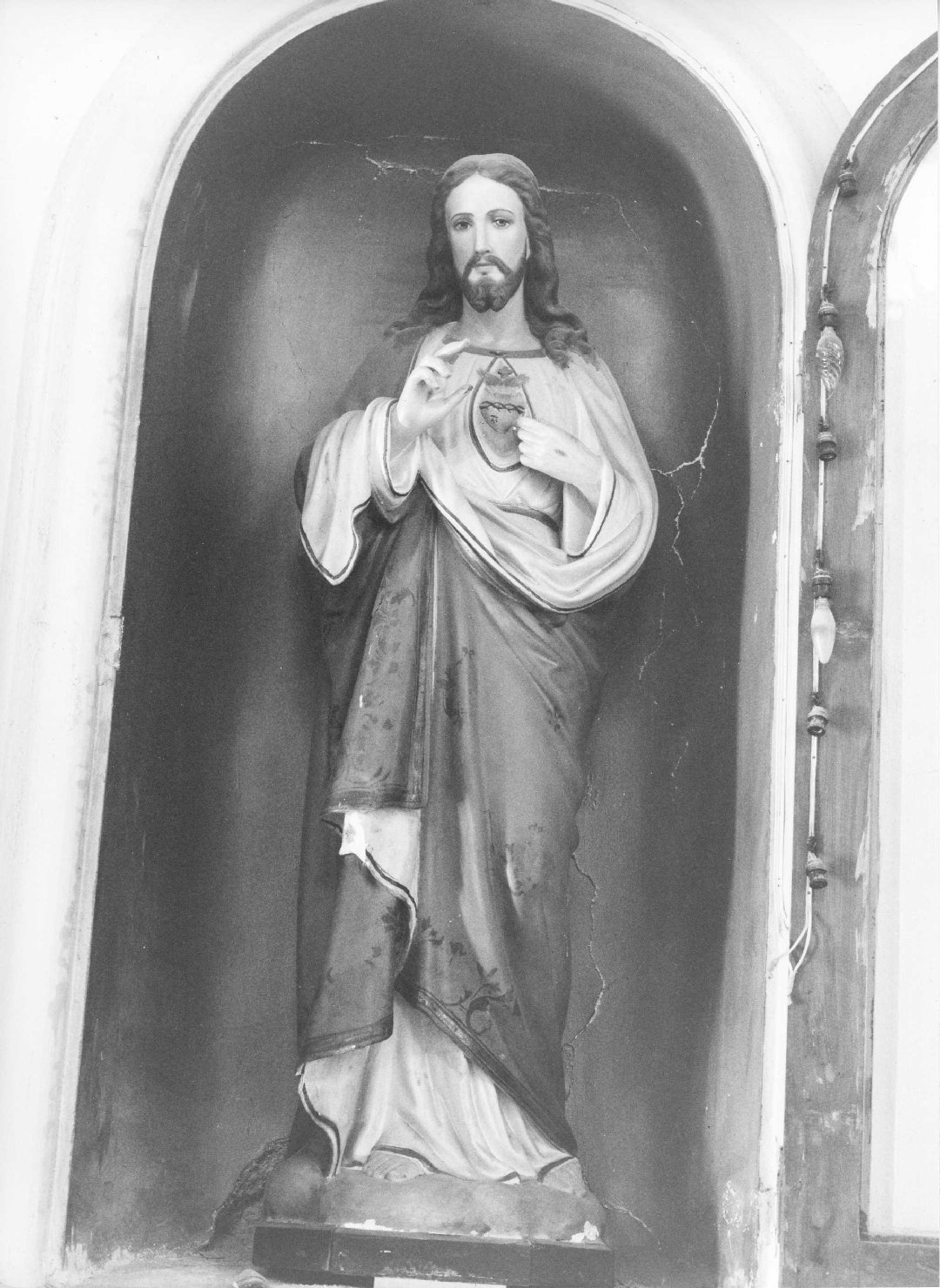 Sacro Cuore di Gesù (statua) - bottega Italia meridionale (fine/inizio secc. XIX/ XX)