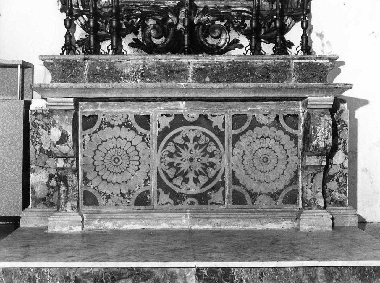 altare maggiore - bottega molisana (sec. XVIII)