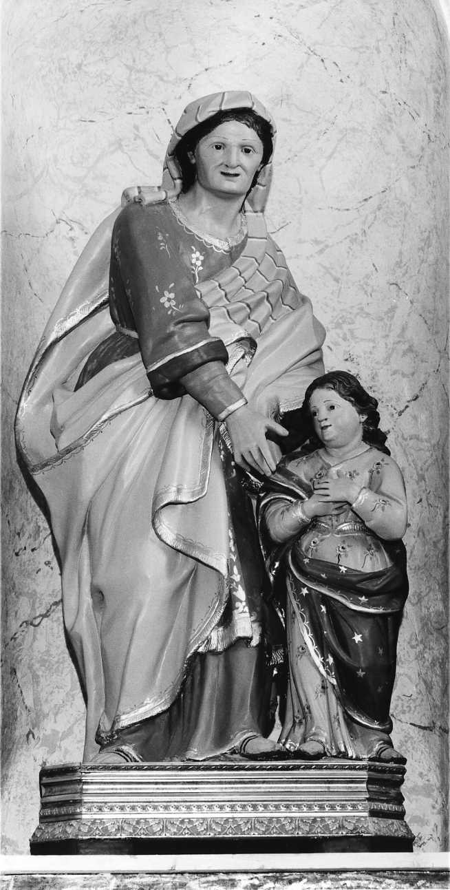 Sant'Anna e Maria Bambina (gruppo scultoreo) di Labbate Emilio (attribuito) (seconda metà sec. XIX)