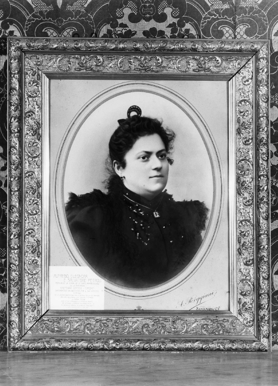 cornice - bottega Italia meridionale (sec. XX)