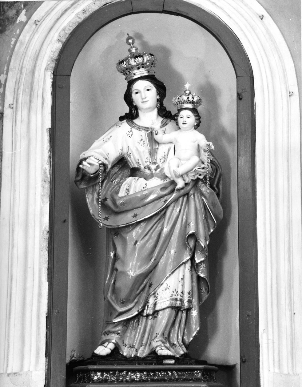 Madonna con Bambino (statua, opera isolata) di Labbate Emilio (attribuito) (sec. XIX)