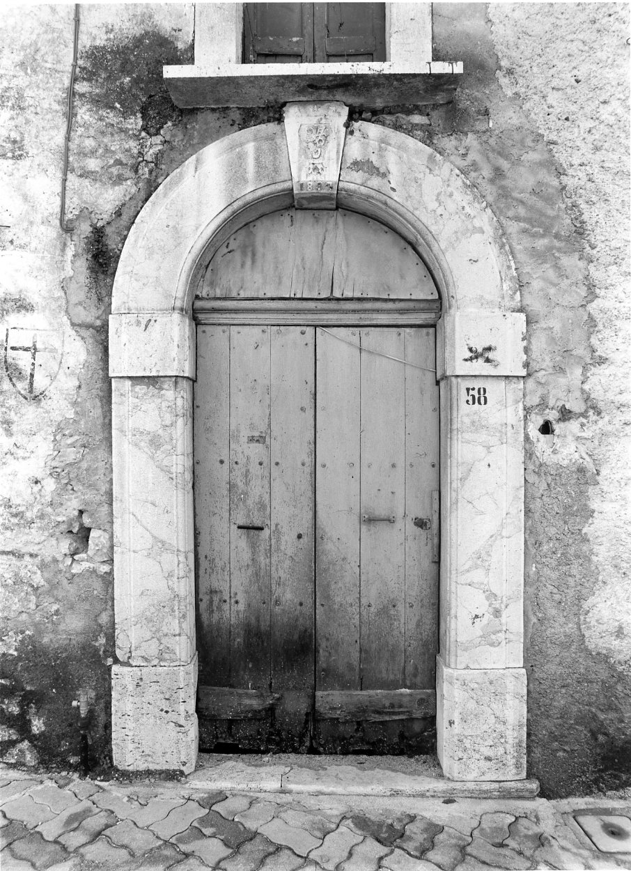 portale - bottega molisana (sec. XIX)