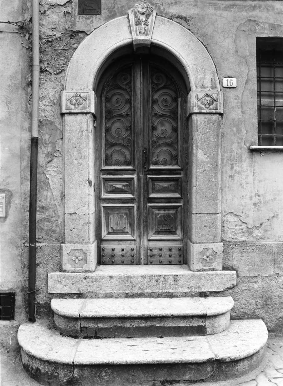 portale - bottega molisana (sec. XIX)