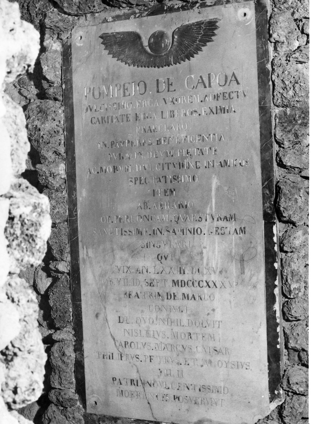 lapide - bottega Italia meridionale (sec. XIX)