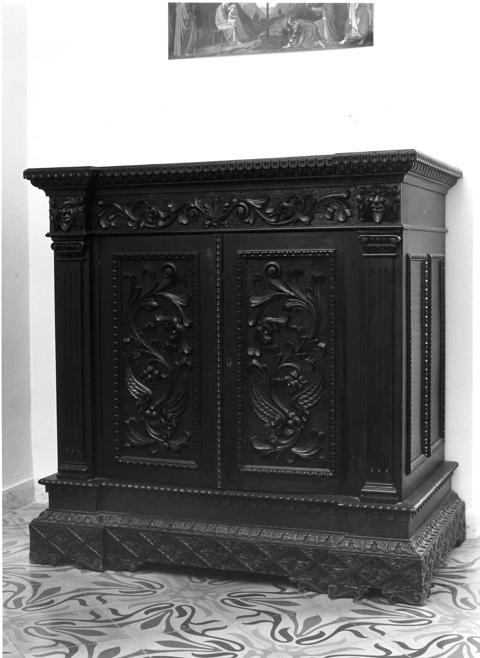 credenza, opera isolata - bottega Italia meridionale (prima metà sec. XX)