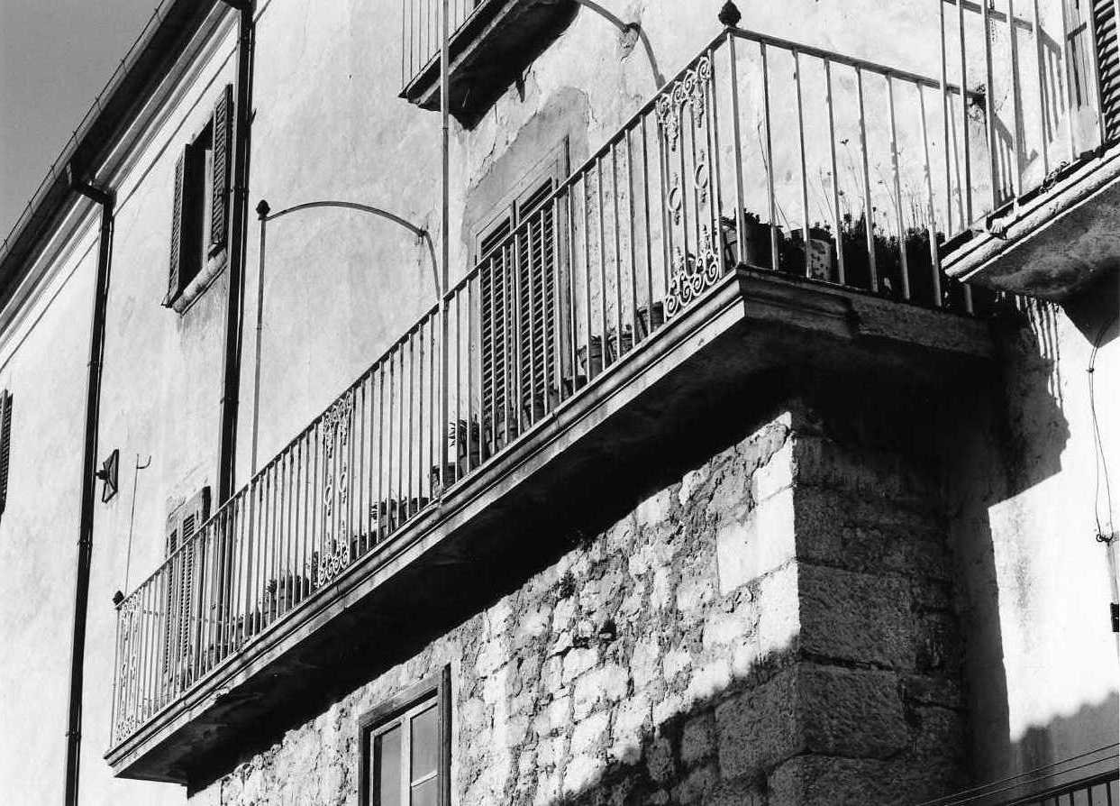 ringhiera di balcone, serie - bottega Italia meridionale (seconda metà sec. XIX)