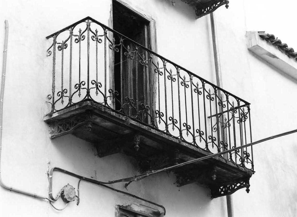 ringhiera di balcone - bottega Italia meridionale (metà sec. XIX)