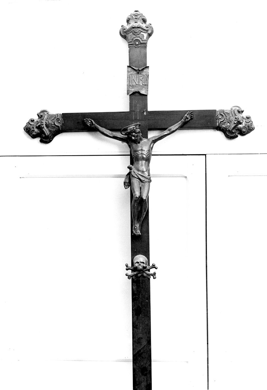 croce processionale, opera isolata - bottega napoletana (seconda metà sec. XVIII)