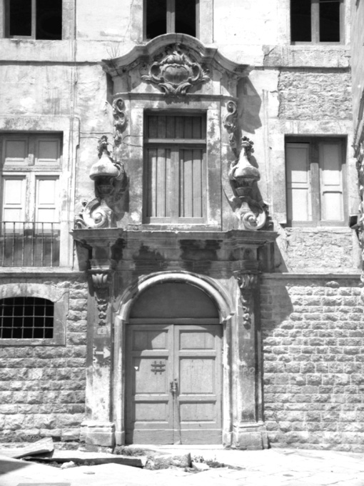 portale - produzione pugliese (sec. XVIII)