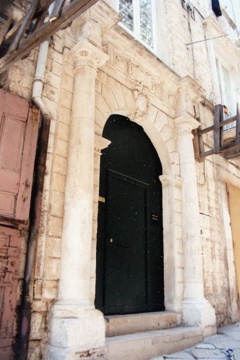 portale - produzione pugliese (prima metà sec. XVIII)