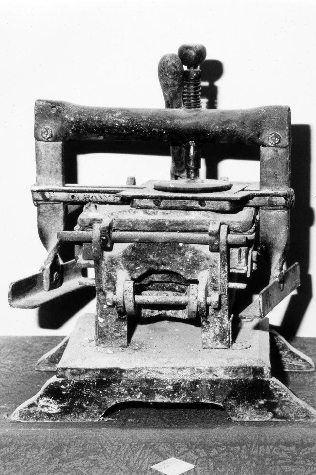 tagliaostie - ambito pugliese (sec. XIX)