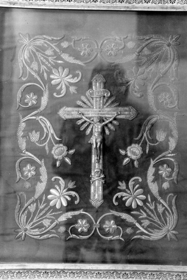 tessuto - manifattura salentina (ultimo quarto sec. XIX)