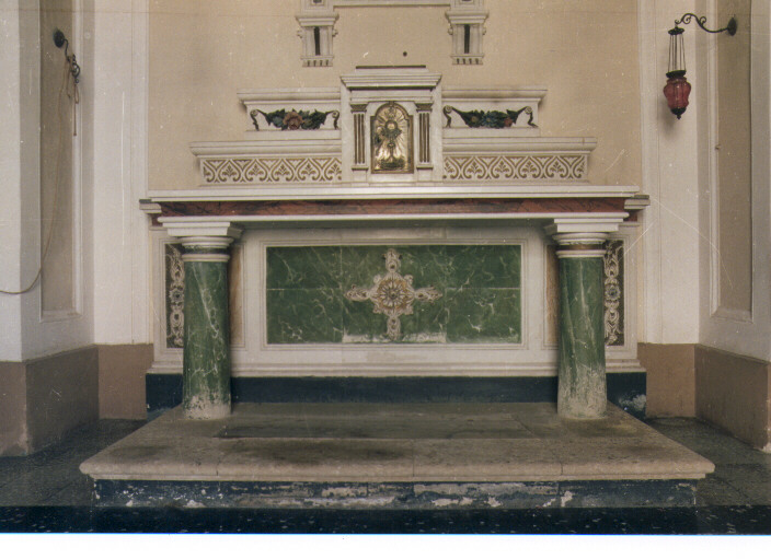 altare - ambito salentino (sec. XX)