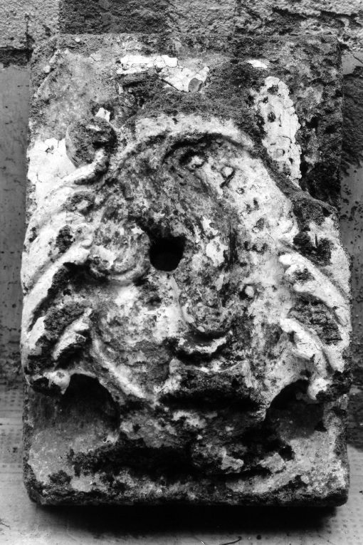 stemma comunale (rilievo, opera isolata) - ambito pugliese (sec. XVII)