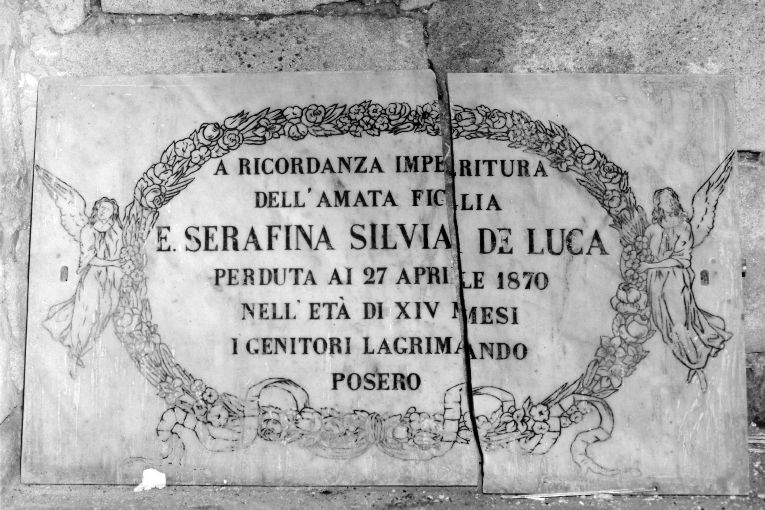 lapide tombale, opera isolata - ambito pugliese (sec. XIX)