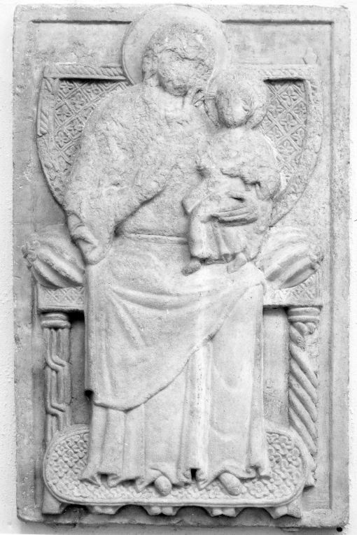 Madonna con Bambino in trono (rilievo) - ambito pugliese (sec. XIV)