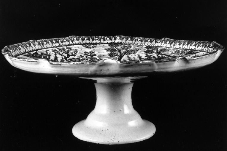 alzata - ambito Italia meridionale (prima metà sec. XVIII)