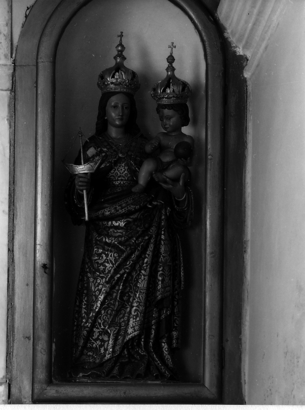 Madonna di bonaria (statua)
