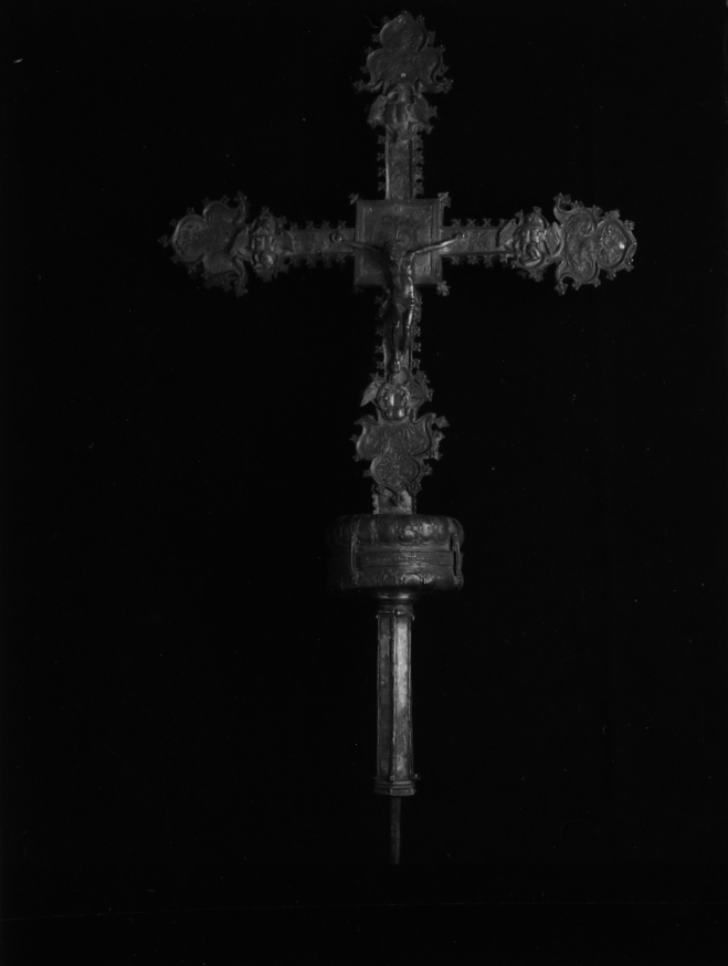 Croce processionale