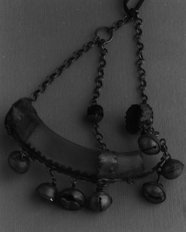 Amuleto, serie