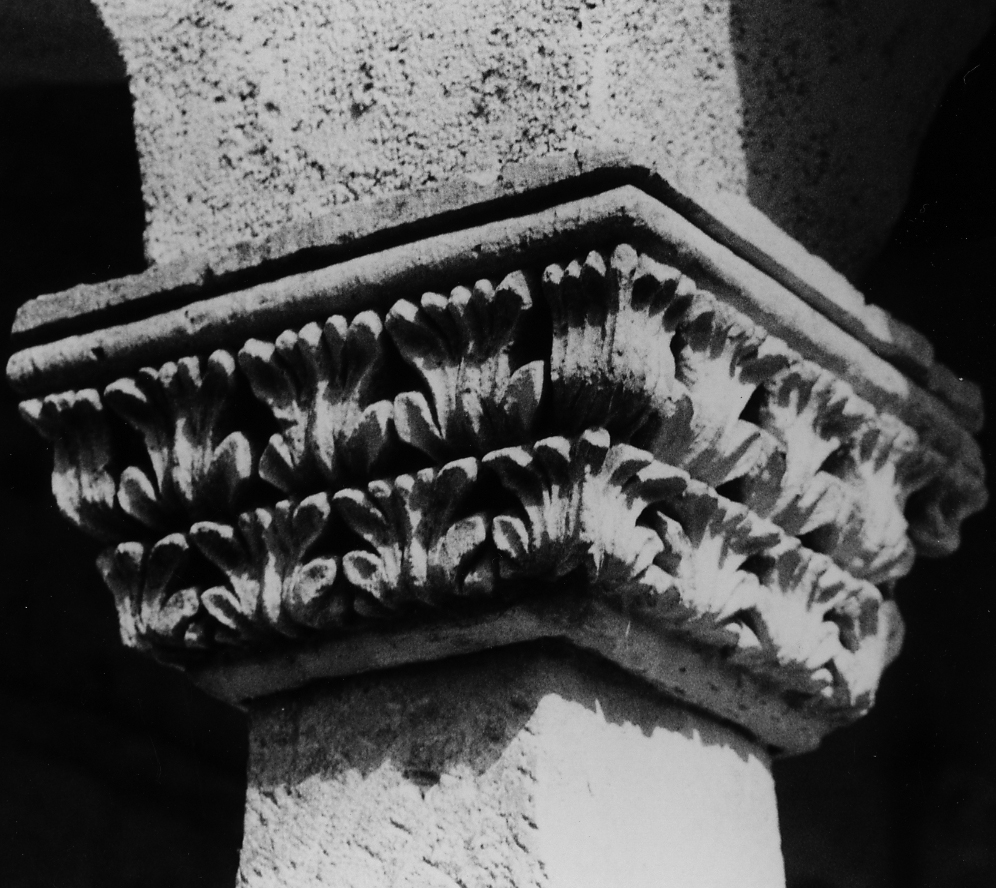 Capitello, serie