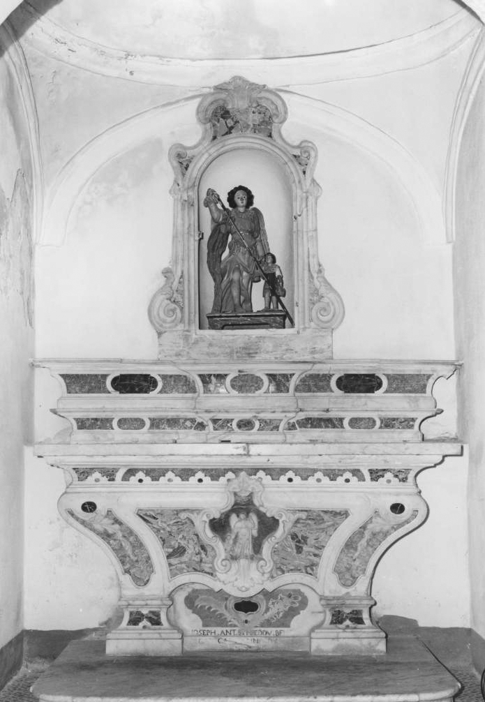Altare