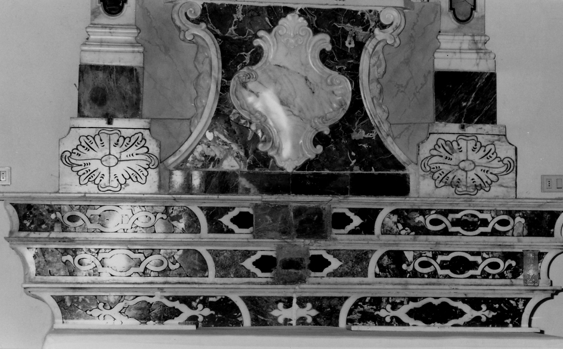 Gradino d'altare, insieme