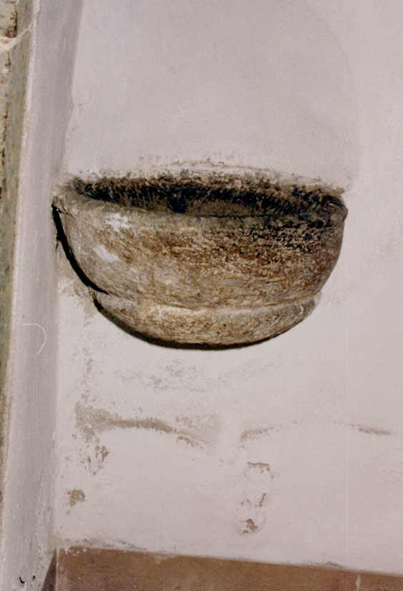 Acquasantiera pensile