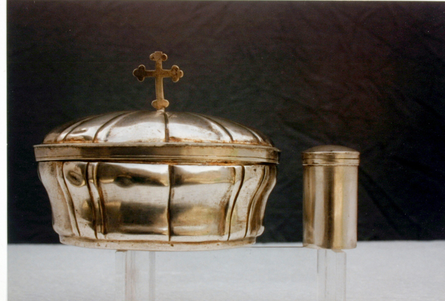 Custodia - dei vasi per la riserva degli oli santi