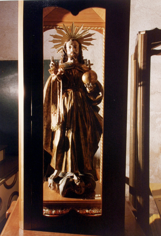 Cristo salvatore (statua)