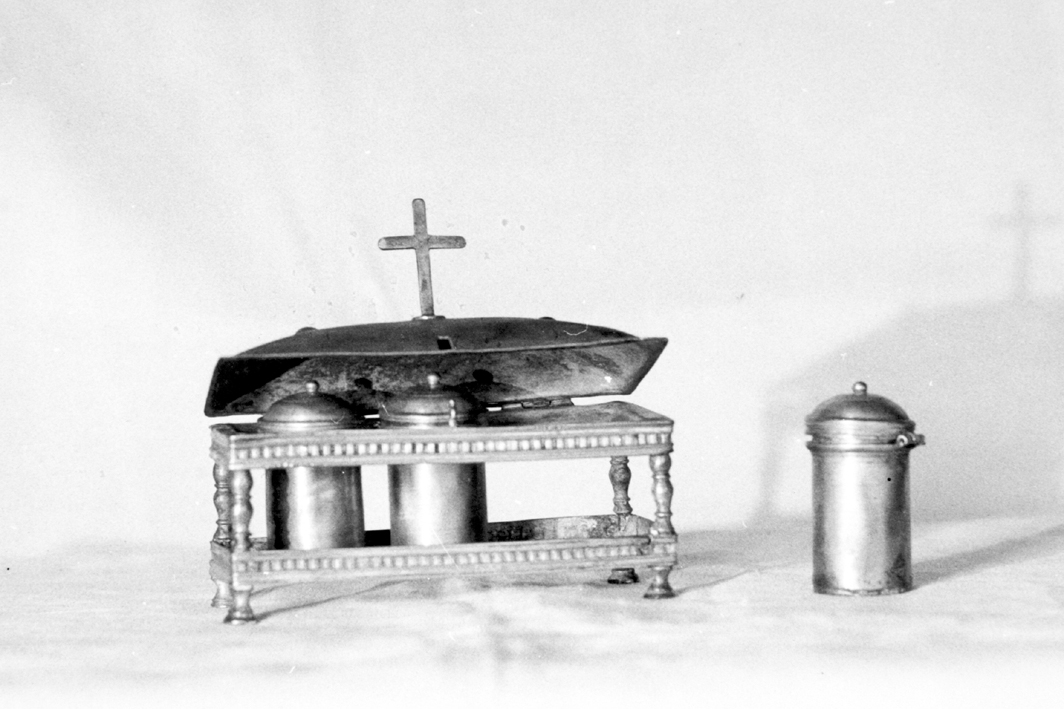 Custodia - dei vasi per la riserva degli oli santi