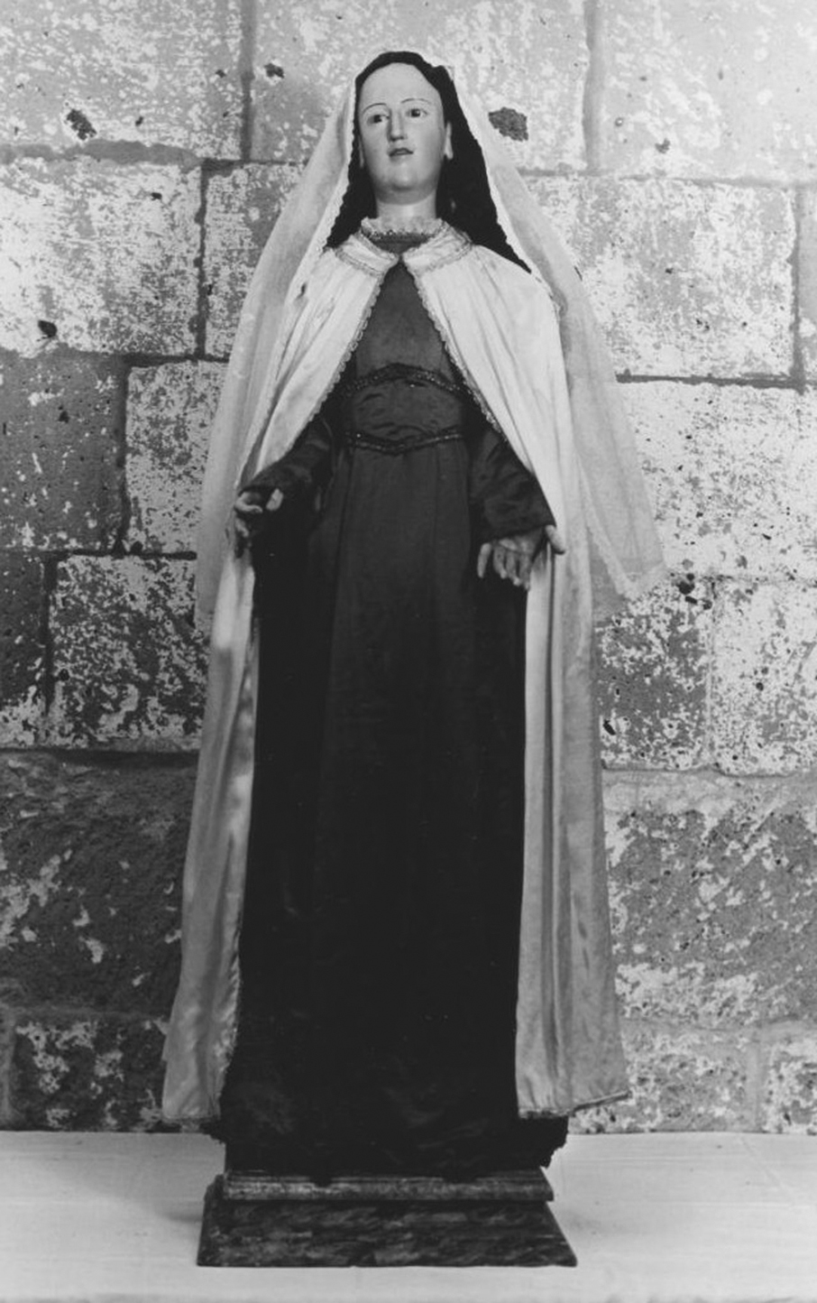 Santa maria, santa (statua)